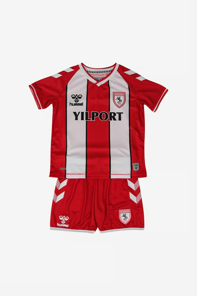 Kinder Samsunspor 2024/25 Heimkit