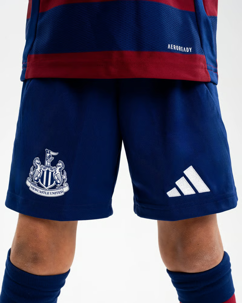 Kinder Newcastle United 2024/25 Auswärts Shorts
