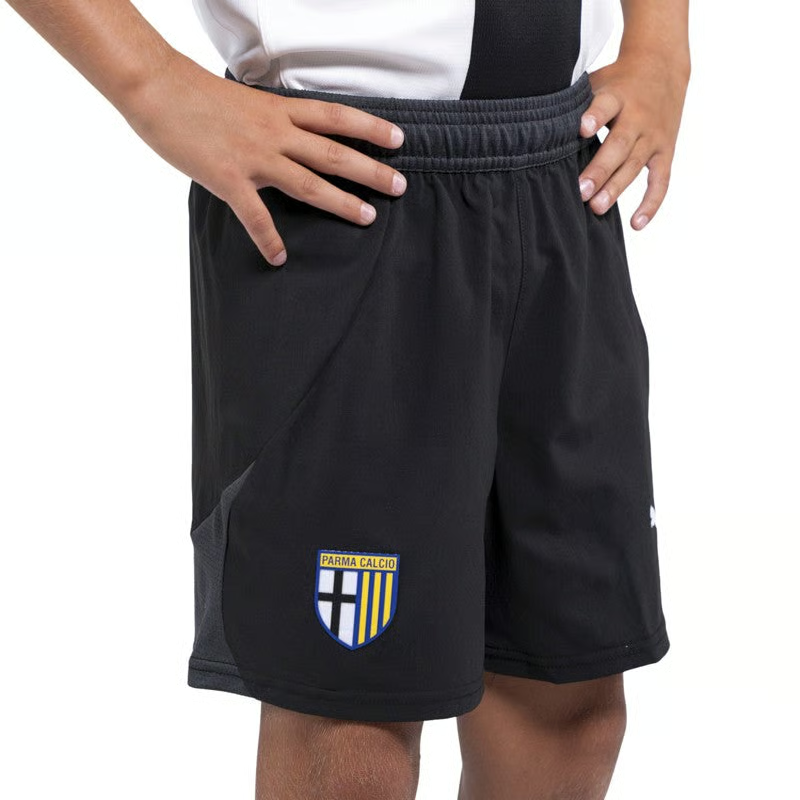Kinder Parma 2024/25 Heim Shorts
