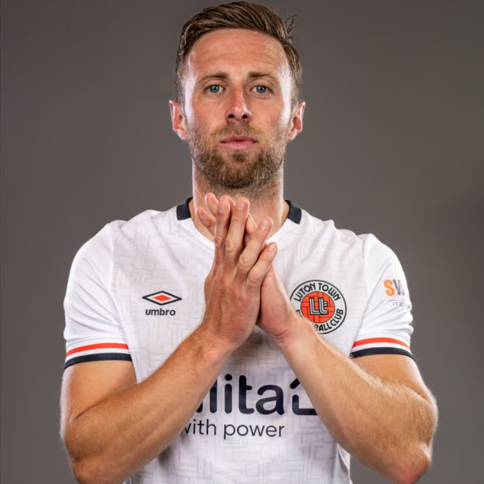 Kind Luton Town 2024/25 Dritttrikot