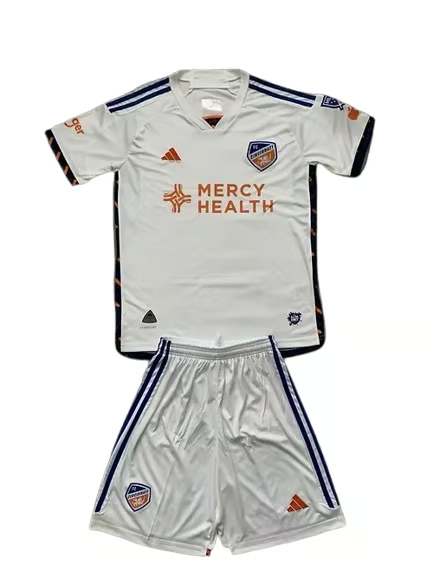 Kinder FC Cincinnati 2025 Auswärtsausrüstung