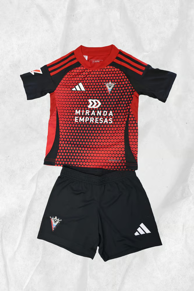 Kinder Mirandés 2024/25 Heim Kit