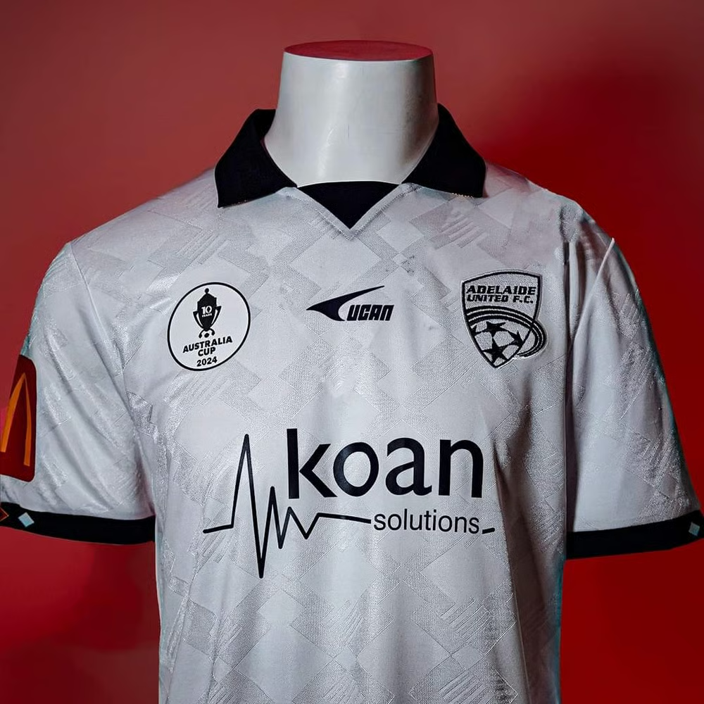 Damen Adelaide United 2024/25 Auswärts Pokaltrikot